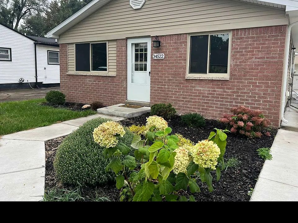 1st image of 34522 Donnelly St