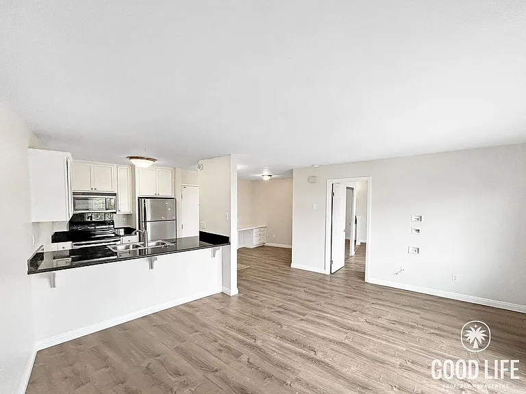4860 Rolando Ct #10 — Photo 1
