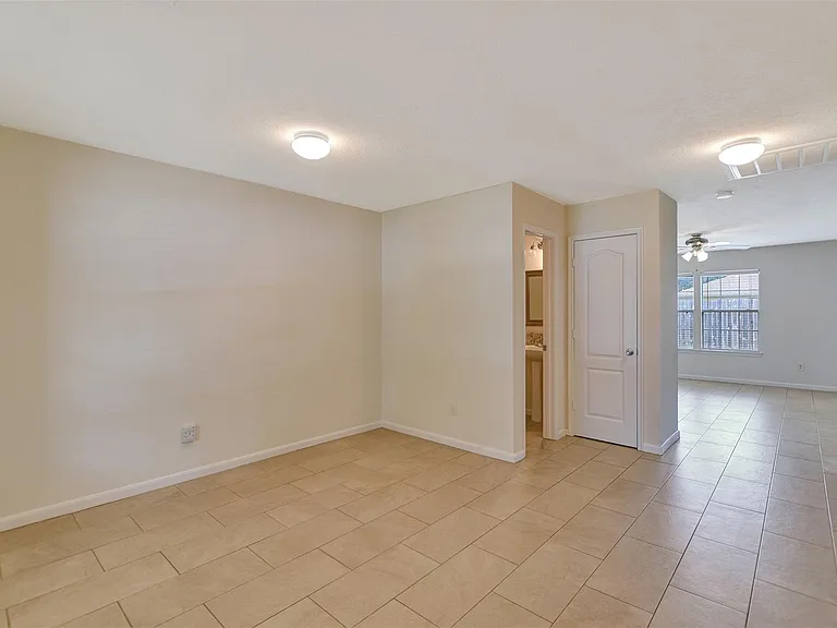 29198 Legends Green Dr — Photo 6