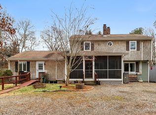 34 Rainbow Ln, Mashpee, MA 02649