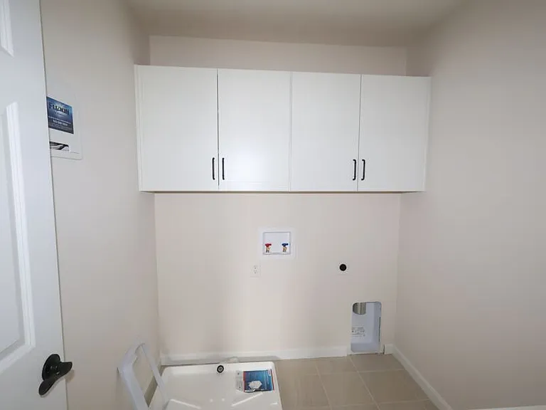7231 Grandway Dr — Photo 20