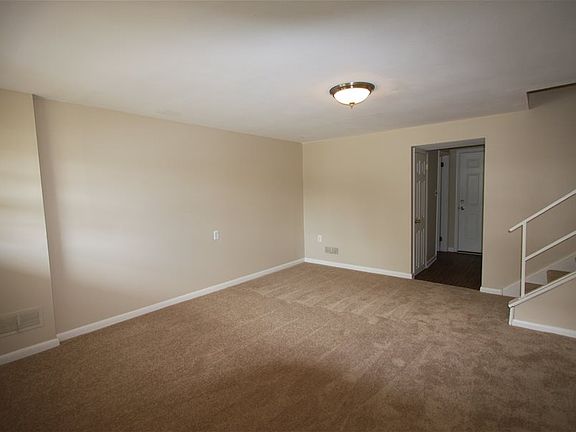 3rd image of 2424 W Eric Dr