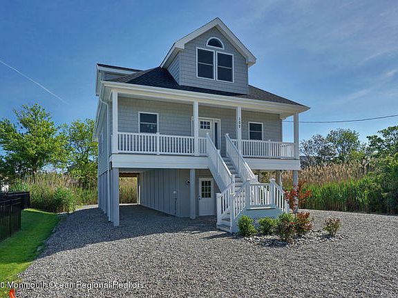 2nd image of 102 Atlantic Ave
