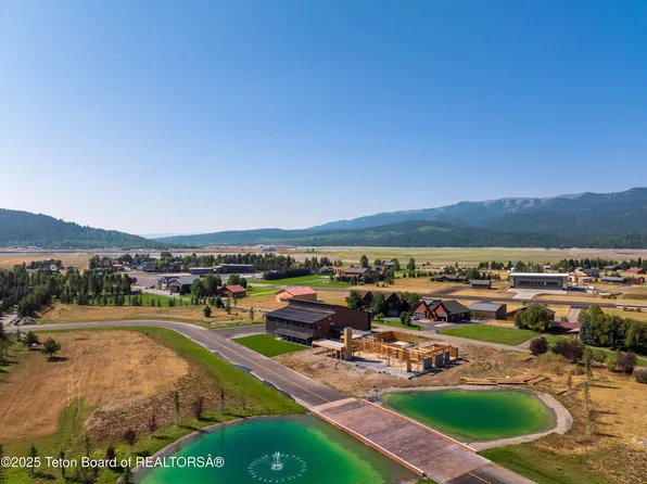 208 Alpine Village Cir, Alpine, WY 83128