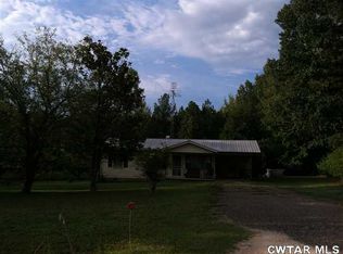 205 Powers Hill Ln, Scotts Hill, TN 38374