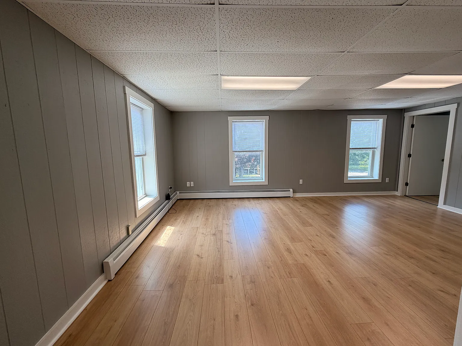 2 bed, $1,400 — Photo 2
