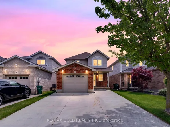 12 Haskell Rd, Cambridge, ON N1P 1E3