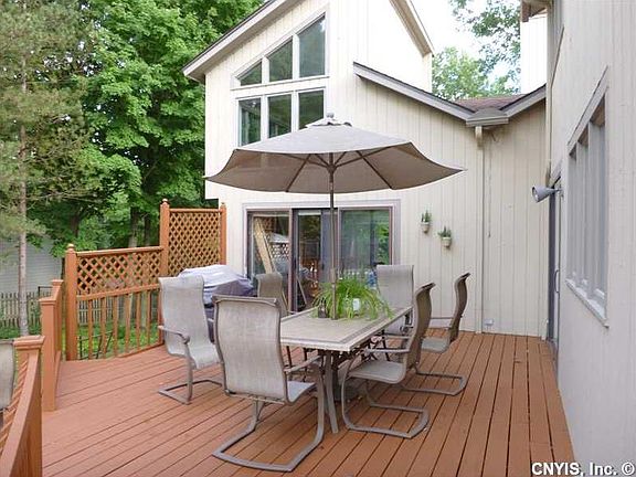 3rd image of 4987 Stonegage Dr