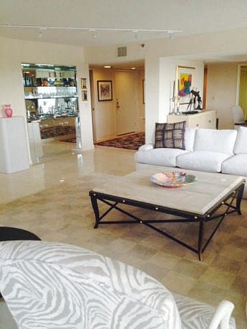 2nd image of 2427 Presidential Way APT 302
