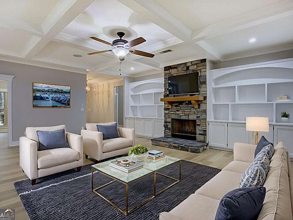 4th image of 284 Sowell Rd