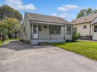 5416 Hamilton St, Niagara Falls, ON L2E 2W6