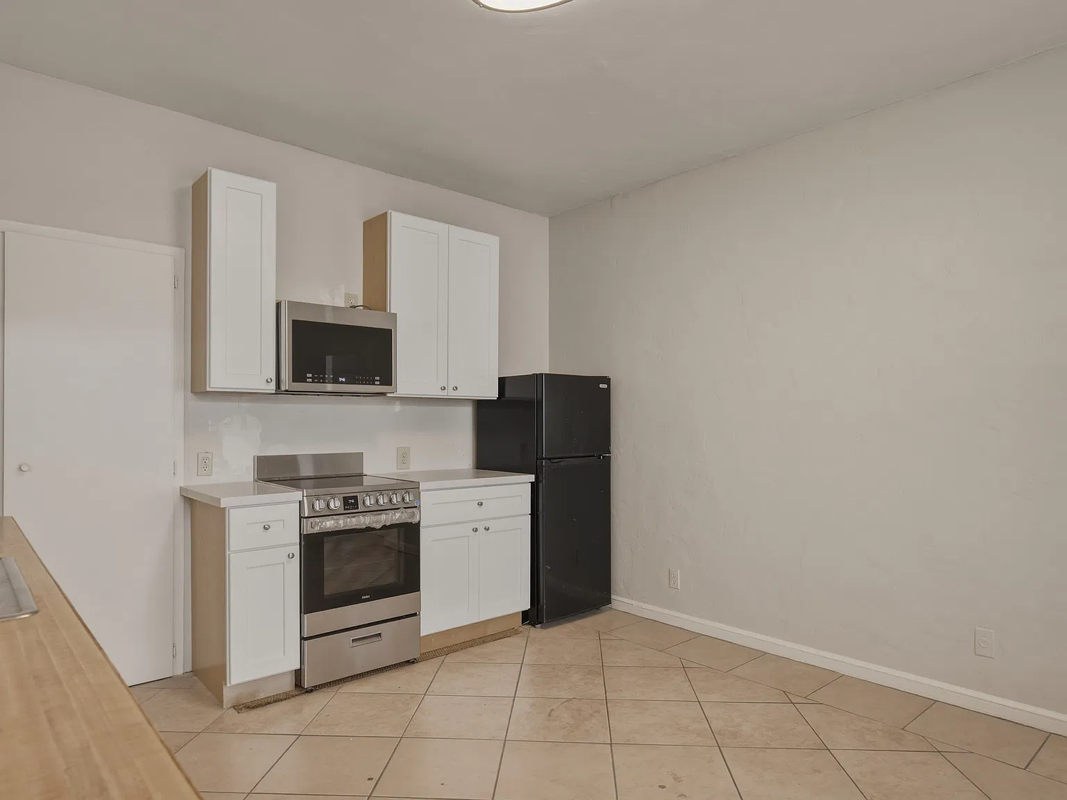 1 bed, $3,450 — Photo 2