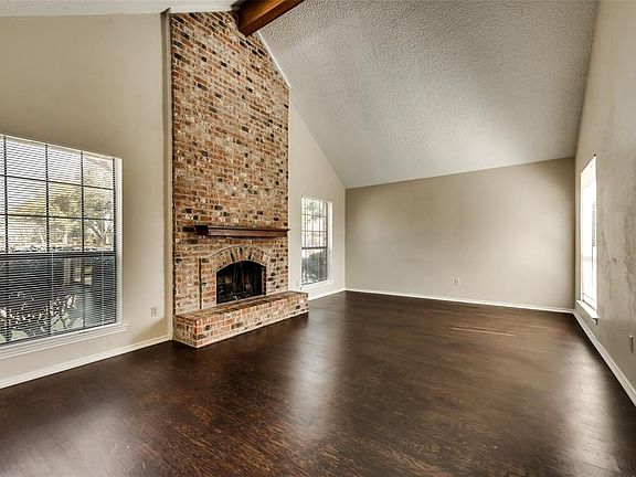 5th image of 4404 Denver Dr
