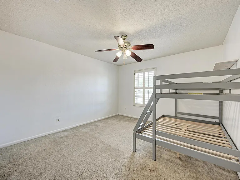 7917 Parliament Pl — Photo 23