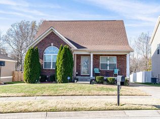 4502 Sunset Cir, Louisville, KY 40216