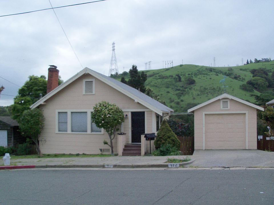 1st image of 172 Alexander Ave