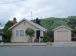 172 Alexander Ave, Crockett, CA 94525