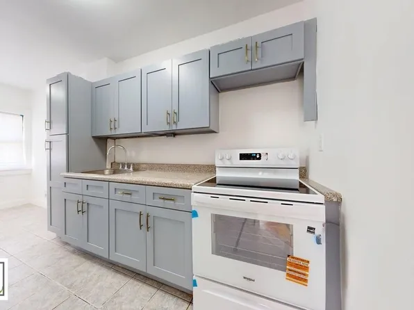 2613 Avenue J image 6 of 10