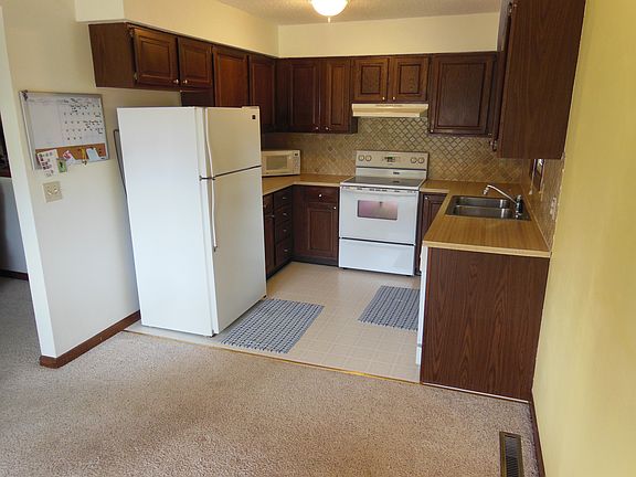 5th image of 6030 Deerwood Dr