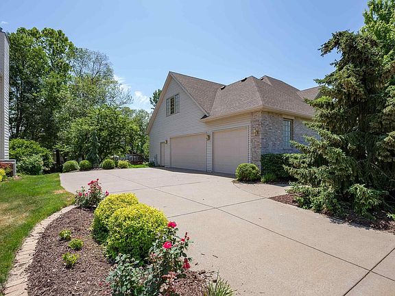 3rd image of 2153 Lundy Ln