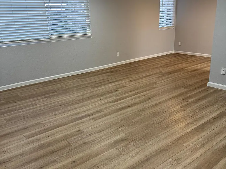4605 Sylmar Ave — Photo 13