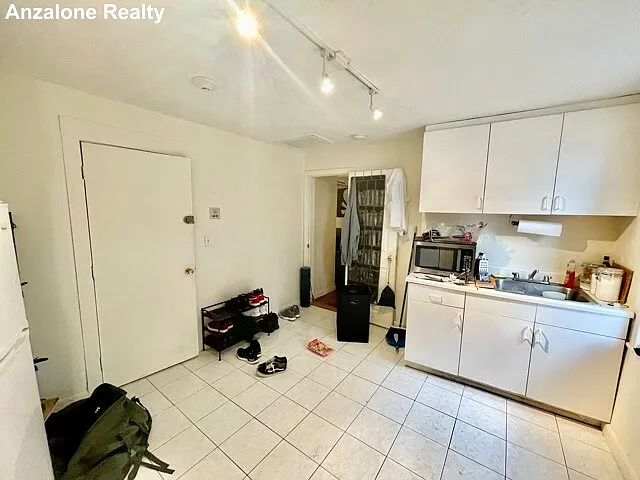 340 North St — Photo 3