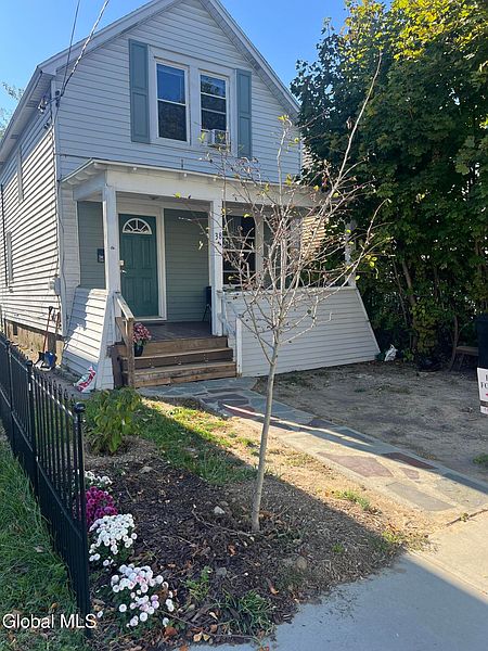 2nd image of 38 Southern Boulevard
