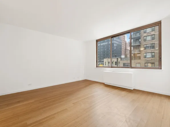 235 East 40th Street image 1 of 15