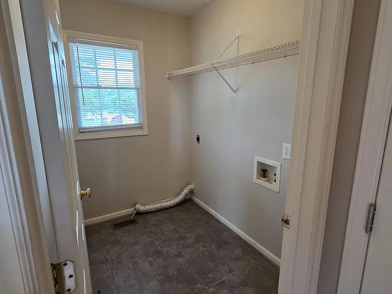 549 Mountain Lake Dr — Photo 12
