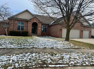 234 Whitman Dr, Springfield, IL 62711