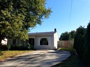 723 Town Rd, West Chicago, IL 60185