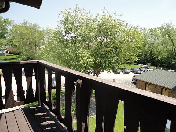 5th image of 1110 Chalet Dr