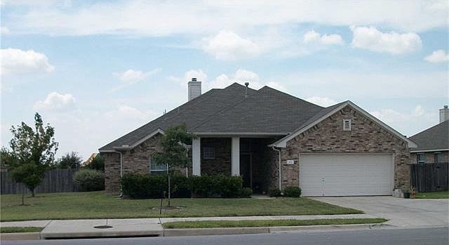1st image of 813 Kingston Lacy Blvd