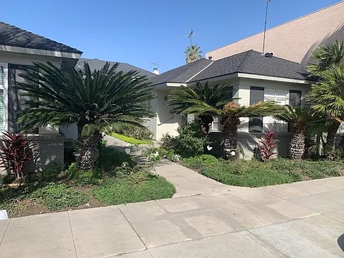 10911 Paramount Blvd Photo 1