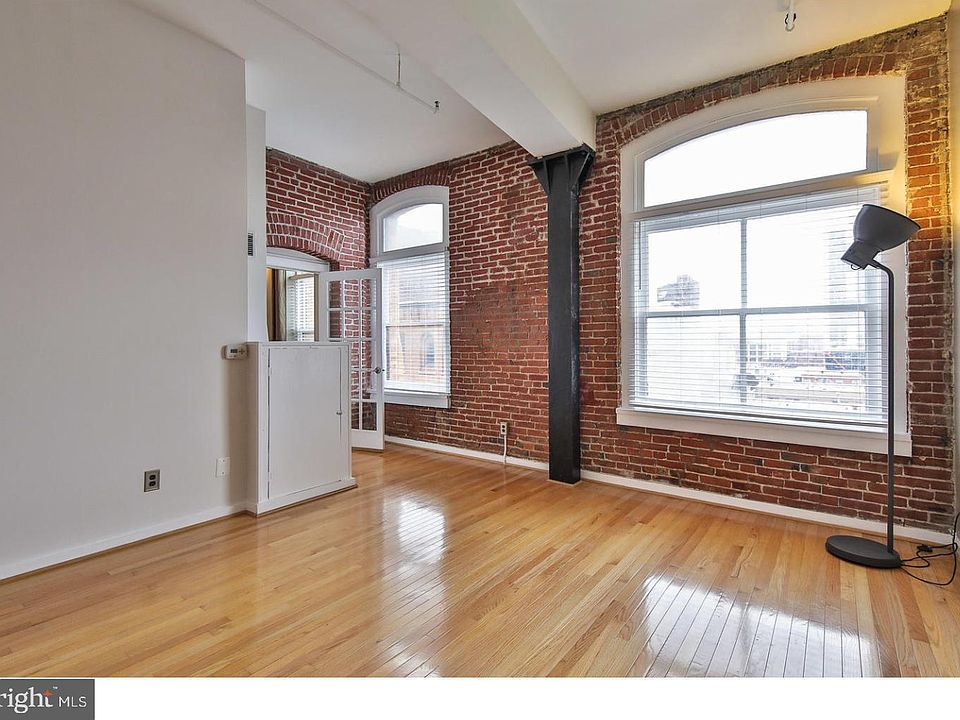 1st image of 1010 Race St APT 6A