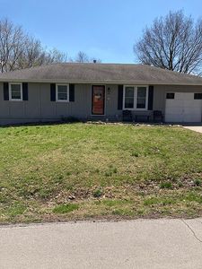 705 E Wall St, Harrisonville, MO, 64701