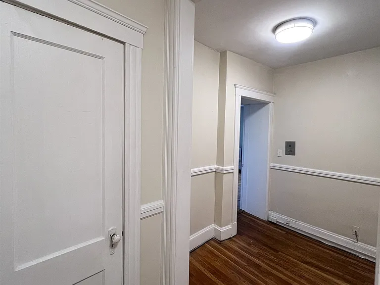7 Linnaean St — Photo 5