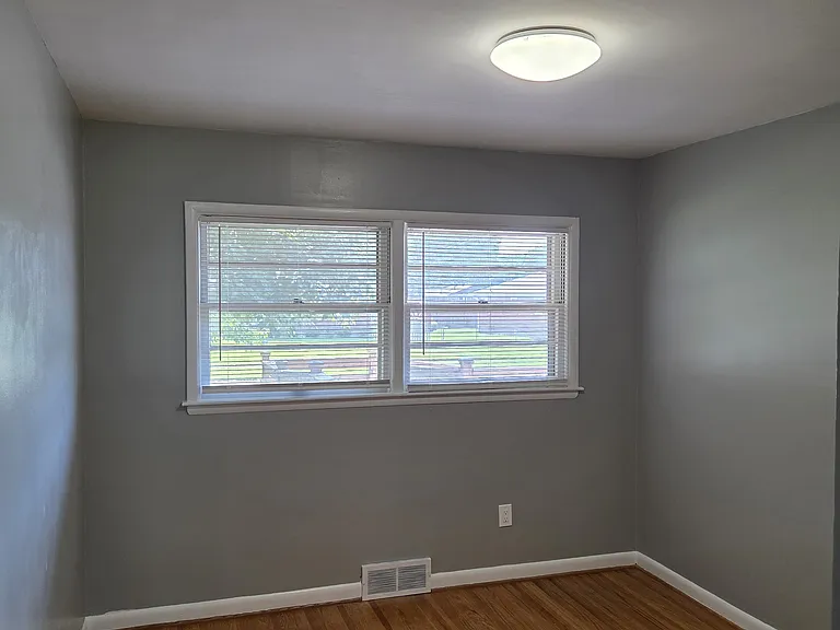 3303 Cawein Way — Photo 8