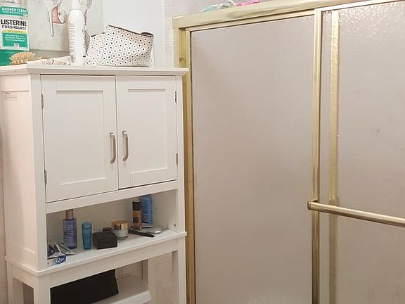 Bathroom Shower Angle