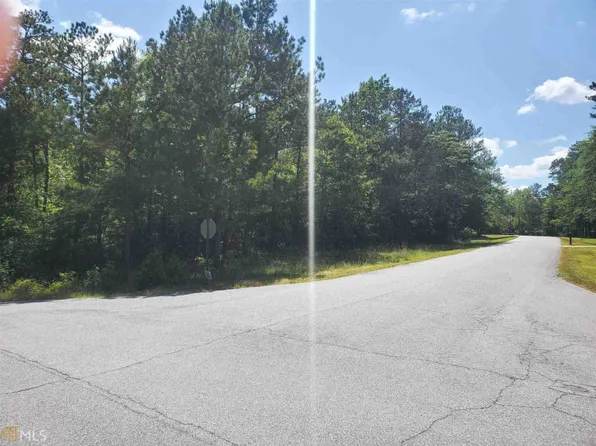 100 Jordan Dr, Lizella, GA 31052
