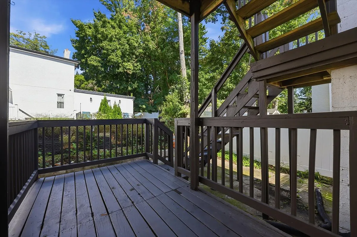 2 bed, $2,100 — Photo 3