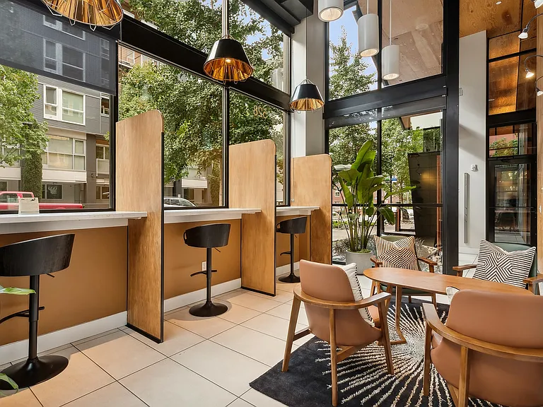 SouthLakeUnion_amenity_lounge2