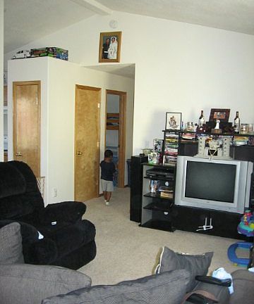 3rd image of 1106 William St