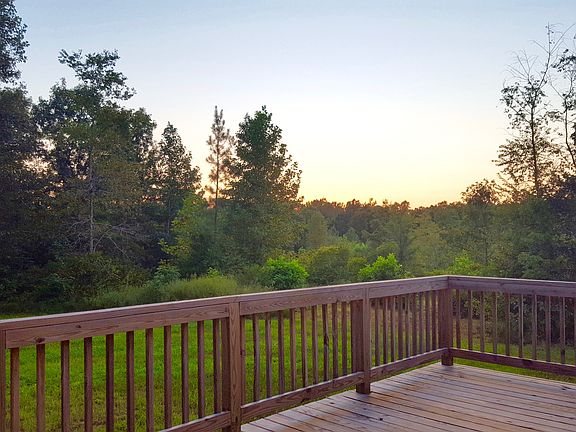 4th image of 498 Tall Pines Ln