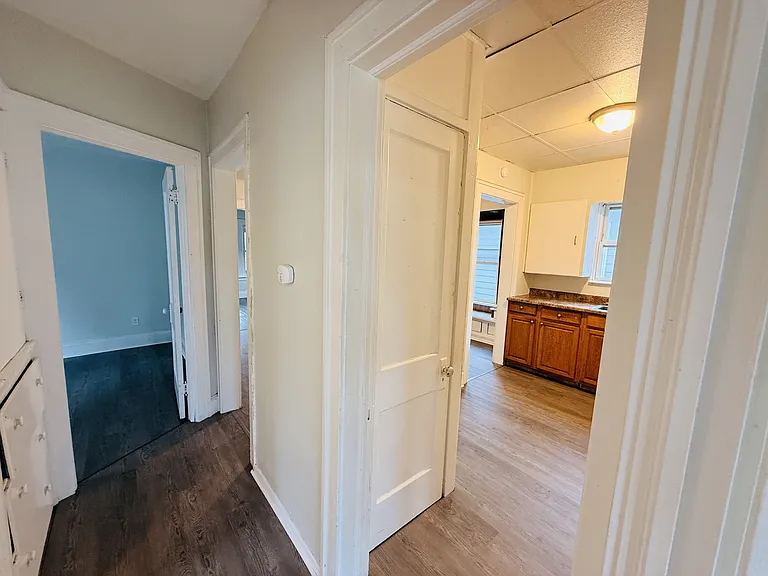 9302 Rosewood Ave — Photo 9