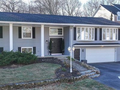 27 Rise N Sun Dr, Scituate, RI, 02831