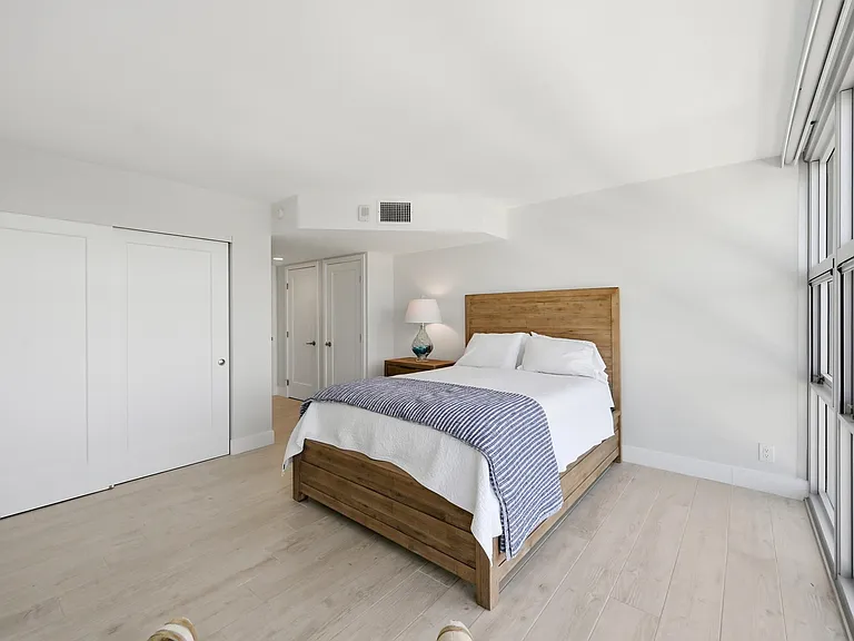 531 N Ocean Blvd #1601 — Photo 17