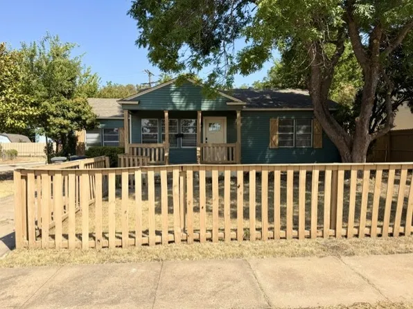 2681 Texas Dr, Dallas, TX 75211