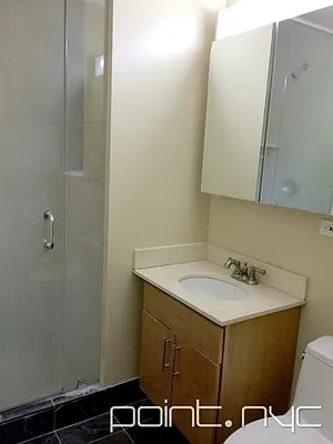 Rented by Point NYC | media 22