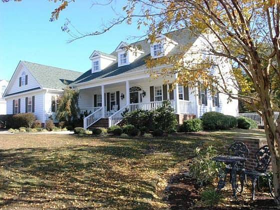 1st image of 407 Somerset Way